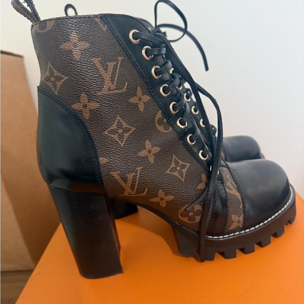Louis Vuitton Black and Brown Lace-Up Boots - Picture 2 of 5